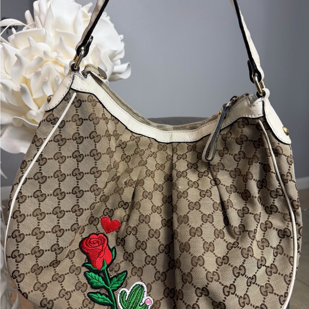 Gucci Brown and Cream Shoulder Bag